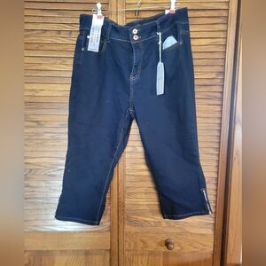 Sandpiper NWT Capri High Rise Jegging Size 22 Zipper Bottom
